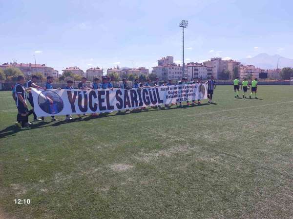 Hayatını kaybeden antrenör Sarıgül sezonun ilk maçında unutulmadı