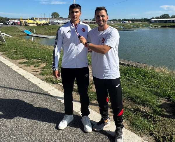 Köyceğizli Karahan'dan çifte şampiyonluk