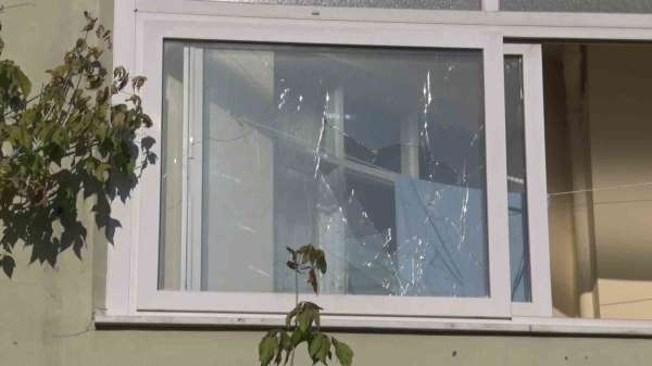 Ümraniye'de inşaat alanında patlama: Evler ve arabalar hasar gördü