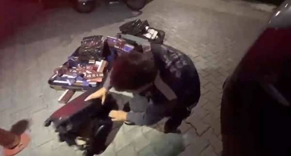 Samsun'da kaçak tütün mamulleri operasyonu: 2 gözaltı