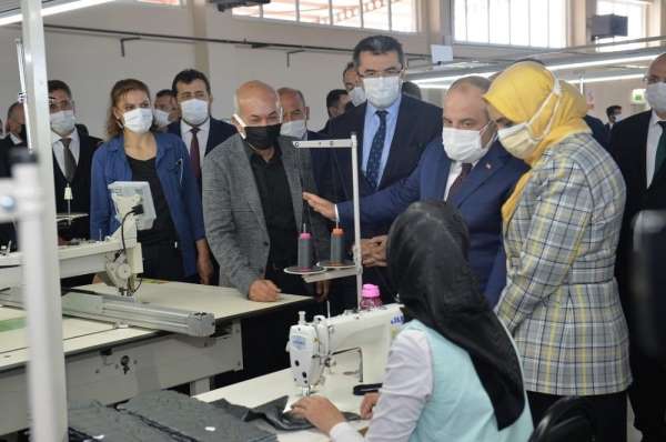 Bakan Varank, CMDP Projeleri Toplu Açılış Töreni İçin Erzurum'da 