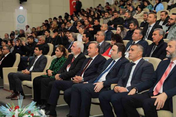 Bitlis Eren Üniversitesi'nde 'Tarımın geleceği çalıştayı' düzenlendi