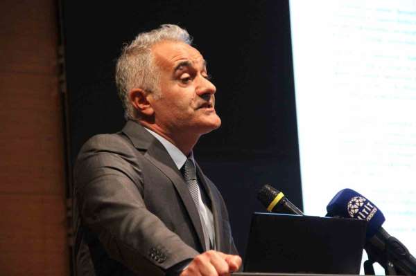 Hitit Üniversitesi'nde Osmanlı'nın idari tarihine ışık tutuldu