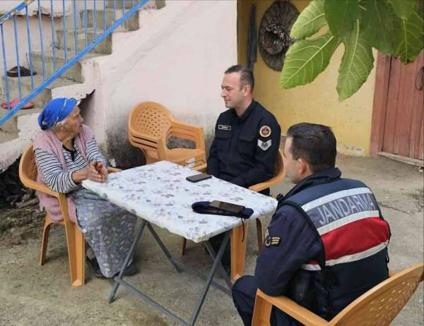 Jandarmadan şehit annesine vefa