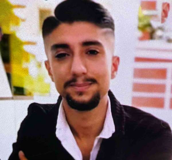 Zeytinburnu'nda bıçaklı kavga: 27 yaşındaki genç hayatını kaybetti, 2 arkadaşı yaralandı