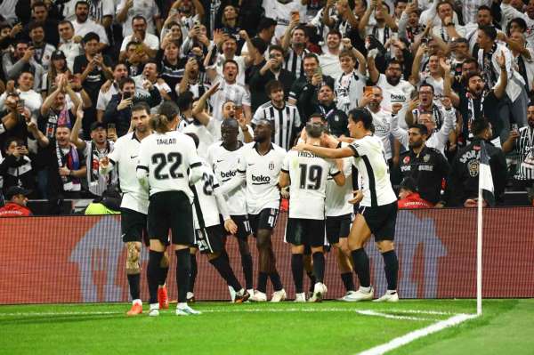 Bu sezon Avrupa'da 9 maçta 7 galibiyet, 1 beraberlik ve 1 mağlubiyet