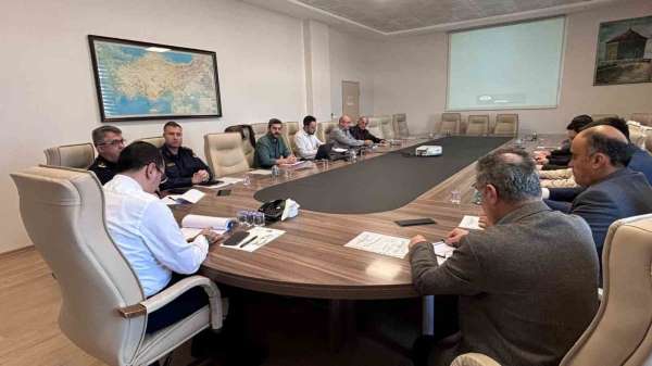 Tavşanlı'da ligler başlarken ilçe spor güvenlik toplantısı gerçekleştirildi