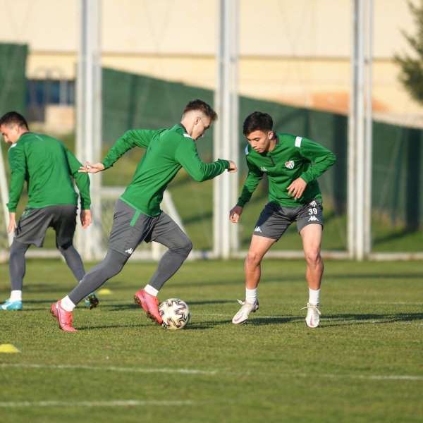 Bursaspor, 1922 Konyaspor maçı hazırlıklarını tamamladı 