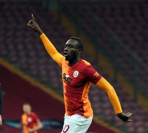 Mbaye Diagne ligdeki ilk golünü attı 
