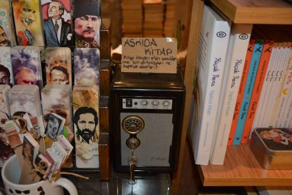 Sinop'ta 'askıda kitap' kampanyası