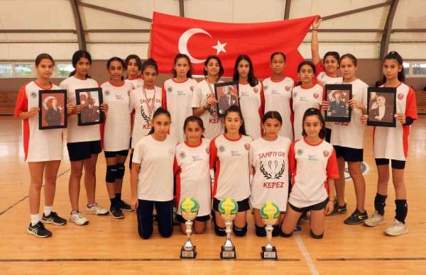 Kepez Hentbol Takımı'nın küçüklerinde hedef şampiyonluk - Antalya haber