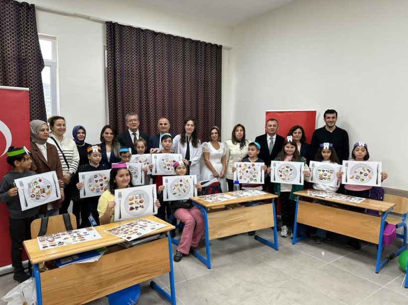 Öğrencilerin dişleri çürük çıktı, doktorlar 'abur cubur' uyarısı yaptı