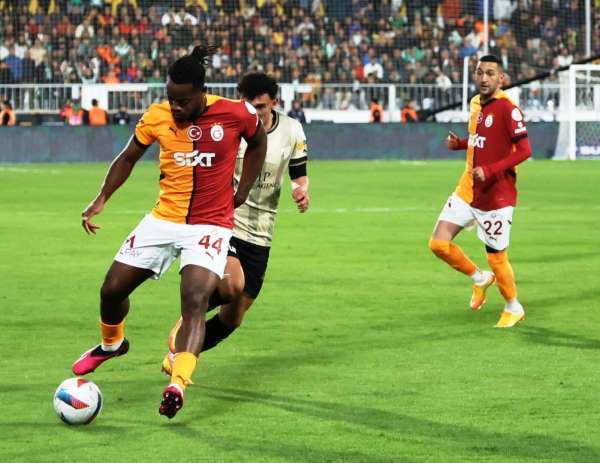 Galatasaray'dan lig tarihinin en iyi başlangıç rekoru