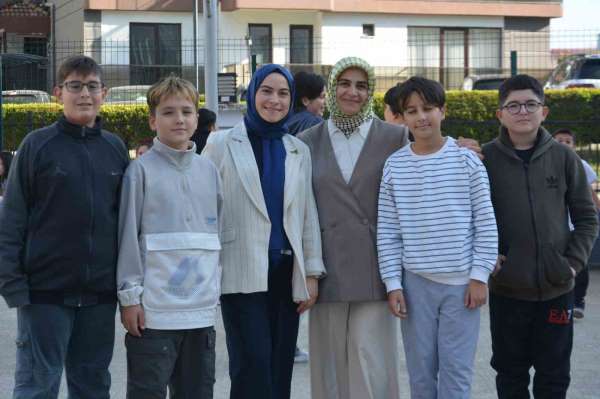 Ordu'da 27 yıllık öğretmen, yetiştirdiği eski öğrencisiyle omuz omuza görev yapıyor