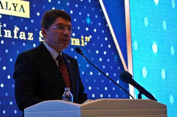 Adalet Bakanı Tunç: 'Türkiye'nin güneyinde bir terör devleti kurmak isteyenler maşaları hiçbir zaman emellerin