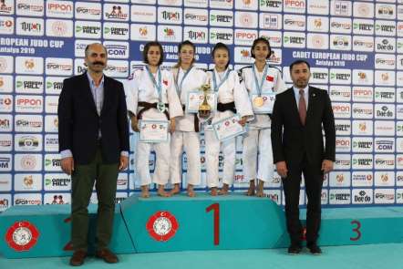 Ümitler Avrupa Judo Kupası'na millilerden madalyalı başlangıç 