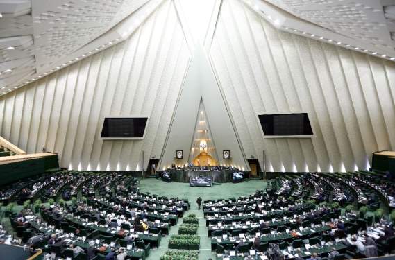 İran meclisi, ABD ordusunu terörist ilan etti