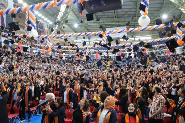 Avrasya'da muhteşem mezuniyet töreni 