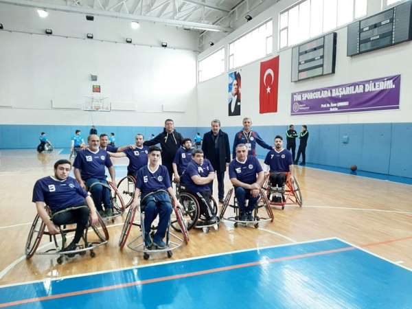 Tekerlekli Sandalye Basketbol Takımı play-off hedefine yakın 