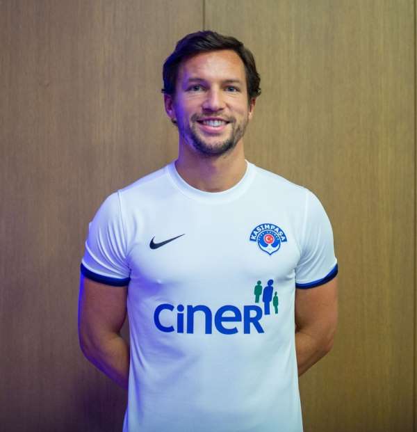 (Özel haber) Kasımpaşa'da yeni transfer Drinkwater, maça çıkmadan sakatlandı