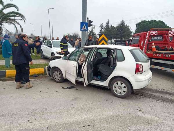 Işık ihlali kazaya neden oldu: 3 yaralı - Zonguldak haber