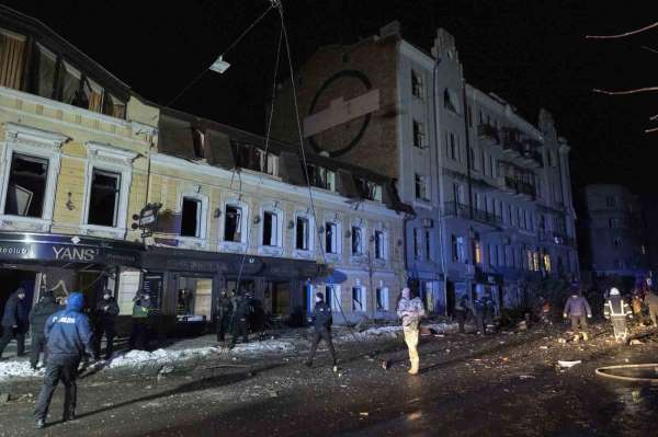 Rusya'nın Ukrayna'ya yönelik saldırılarında can kaybı 18'e yükseldi