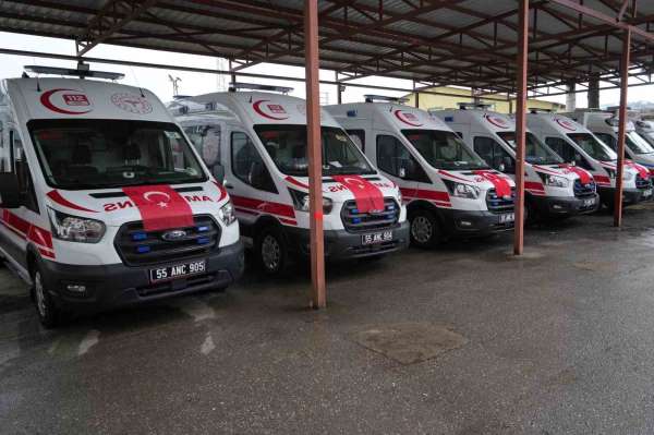 Samsun sağlık filosuna 5 yeni ambulans: Ambulans sayısı 83'e çıktı