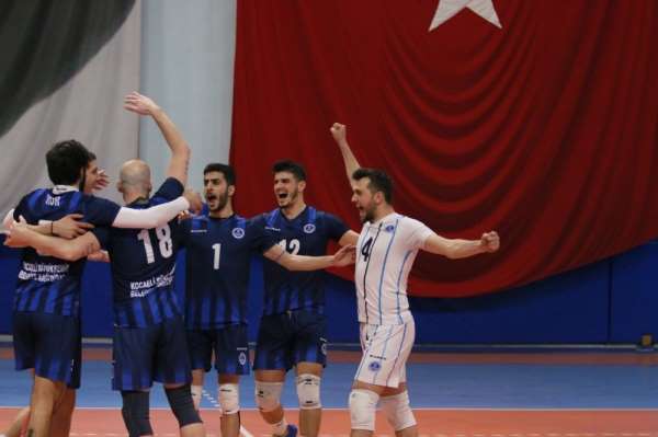 Kağıtspor Voleybol Takımı play-off'u garantiledi 
