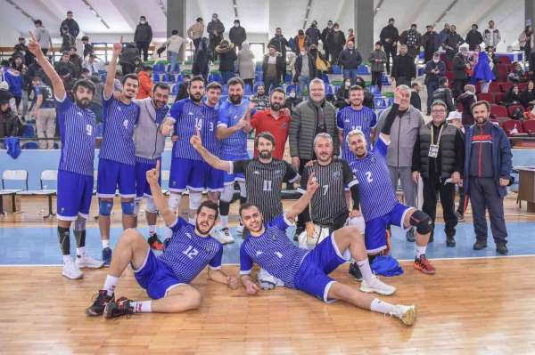Karacabey Belediyespor gözünü play-off maçlarına dikti