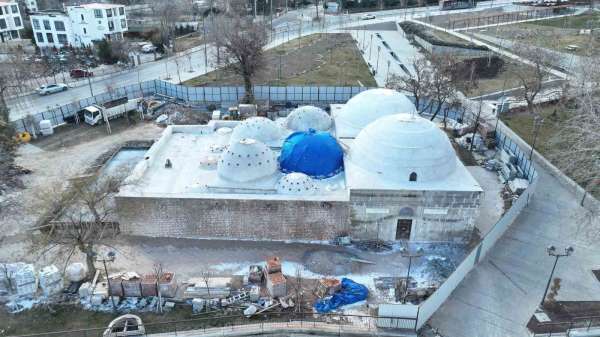 Başkan Altay: 'Meram'daki Tarihi Karamanoğlu Mehmet Bey Hamamı'nı turizme kazandırıyoruz'