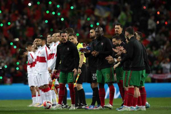 Dünya Kupası Play-Off Yarı Finali: Portekiz: 2 - Türkiye: 0