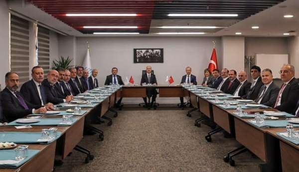 Atatürk Üniversitesi Rektörü Prof. Dr. Ahmet Hacımüftüoğlu, Dünya Su Günü: Su Verimliliği Zirvesi'ne katıldı