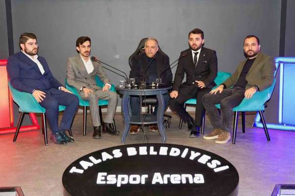 Başkan Yalçın gençlerle Espor'da buluştu