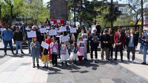 Afganistan'da okul ve camiye düzenlenen bombalı saldırı Trabzon'da protesto edildi - Trabzon haber