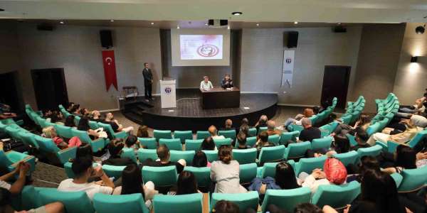 GAÜN'de Üniversitelerde Türk Müziği Eğitimi ve Güncel sorunlar çalıştayı