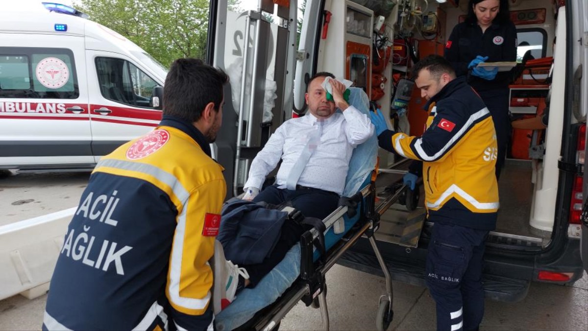 Samsun'da okuldan atılan öğrenci öğretmene saldırarak hastanelik etti