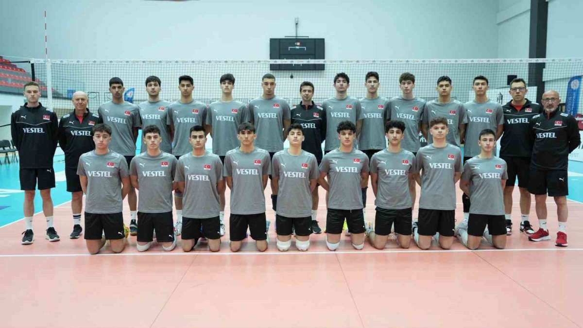 Alanya, U19 Erkek Milli Voleybol Takımı'nı ağırlıyor