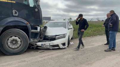 Çorlu'da mıcırlı yoldaki kaza kamerada