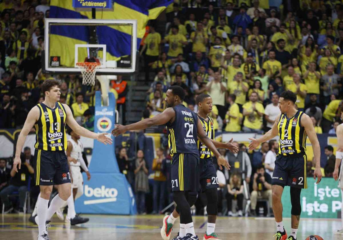 Fenerbahçe Beko, seride durumu 2-0'a getirdi