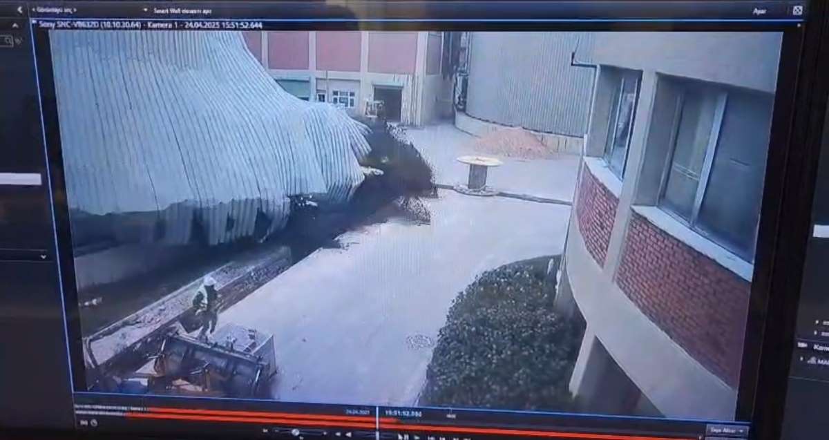 Tuzla'da arıtma tesisindeki patlama anı güvenlik kamerasına yansıdı