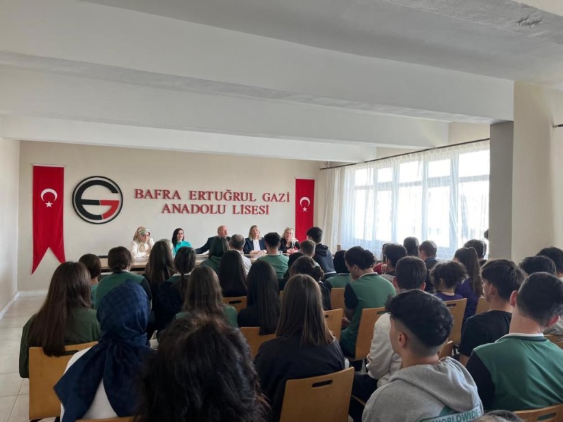 Samsun'da lise öğrencilerine kariyer gelişimi ve mesleki eğitim semineri