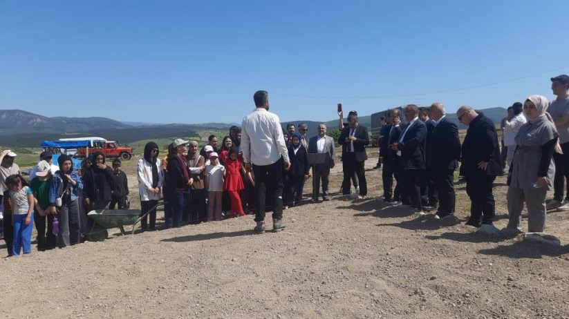 Oymaağaç Höyüğü'nde öğrencilere arkeoloji deneyimi
