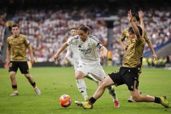 Ancelotti ve Modric, Real Madrid'e galibiyetle veda etti
