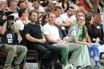 Ertuğrul Ersoy'dan Bursaspor Yörsan'a tribün desteği