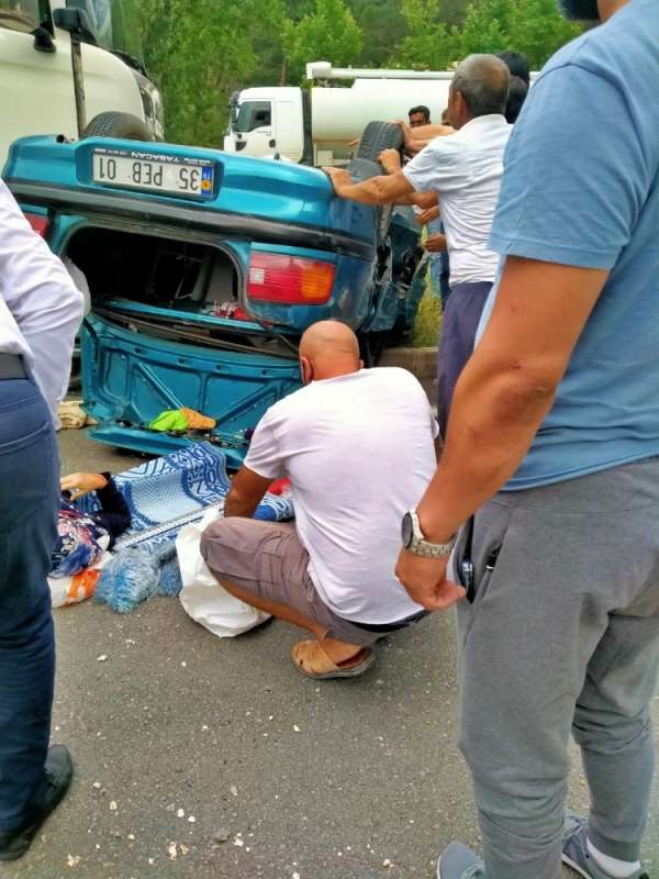 İzmir'de feci kaza: 4 yaralı 