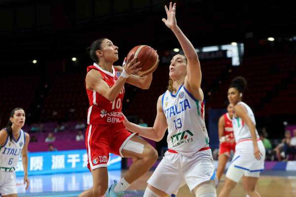A Milli Kadın Basketbol Takımı, çeyrek finalde İtalya'ya kaybetti