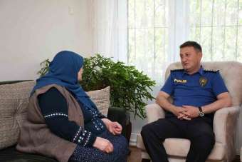 Emniyet Müdürü Baybaba, şehit annesini ziyaret etti