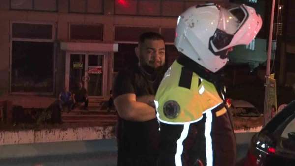 Pendik'te 6 araçlı zincirleme kaza: Biri çocuk 5 yaralı