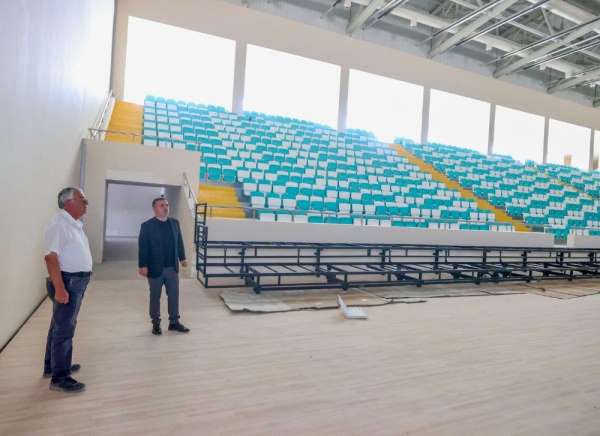 Sincan'da Şahintepesi Spor Kompleksi'nin yapımı sürüyor