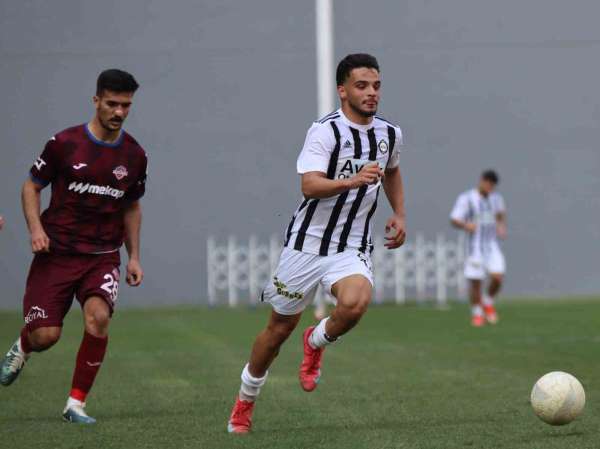 Altay'da Emre Tangeldi, sözleşmesini feshetti